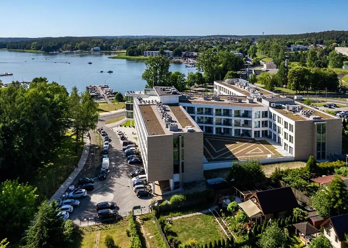 Nad Zatoka, Sun & Snow